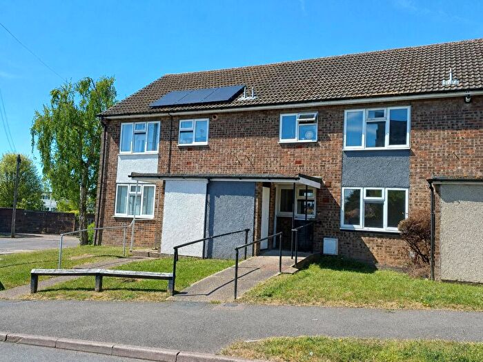 1 Bedroom Maisonette For Sale In High Oak Road, Ware, Hertfordshire, SG12