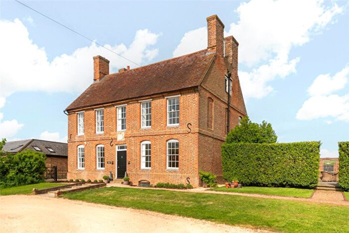 4 Bedroom Equestrian Facility For Sale In Dry Leys Farm, Quainton, Buckinghamshire, HP22