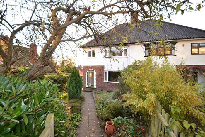 3 Bedroom Semi-Detached House To Rent In Rosedale Crescent, Norwich, NR1