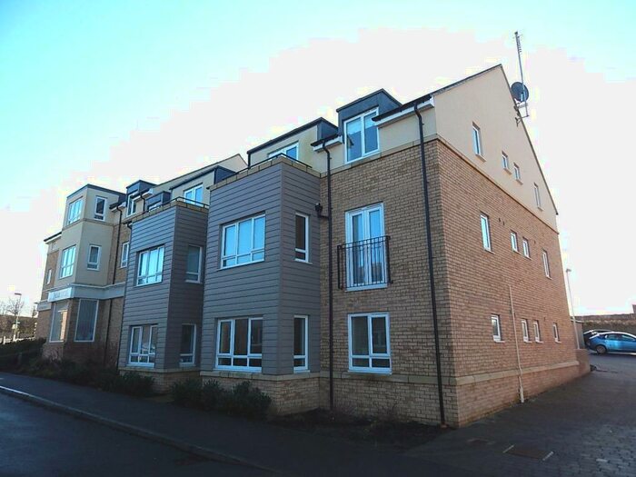 2 Bedroom Apartment To Rent In Cromwell Drive, Huntingdon, PE29
