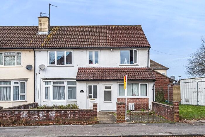 5 Bedroom Semi Detached House To Rent In Wood Farm Road, Headington, OX3