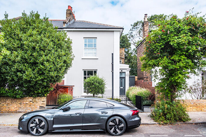3 Bedroom Semi-Detached House For Sale In Ritson Road, London, E8