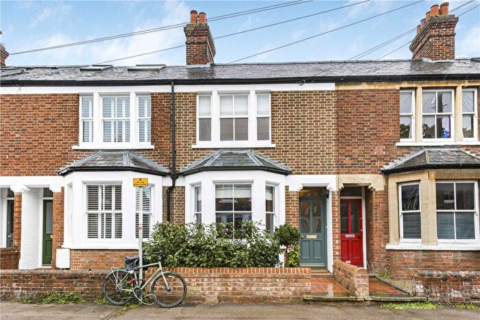 2 Bedroom Terraced House For Sale In Alexandra Road, Oxford, Oxfordshire, OX2