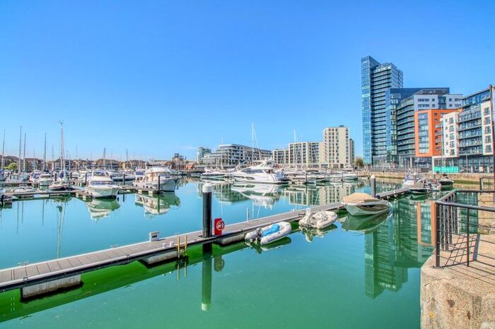 2 Bedroom Flat To Rent In Ocean Way, Ocean Village, Southampton, SO14