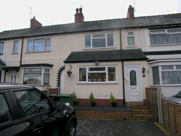 3 Bedroom Terraced House To Rent In Sunbury Road, Halesowen, West Midlands, B63