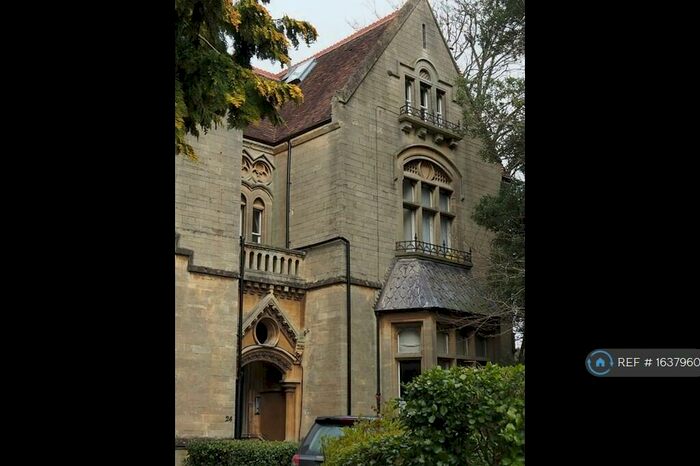 1 Bedroom Flat To Rent In Bath Road, Reading, RG1