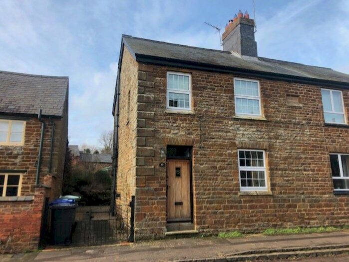 3 Bedroom Cottage To Rent In A High Street, Eydon, NN11