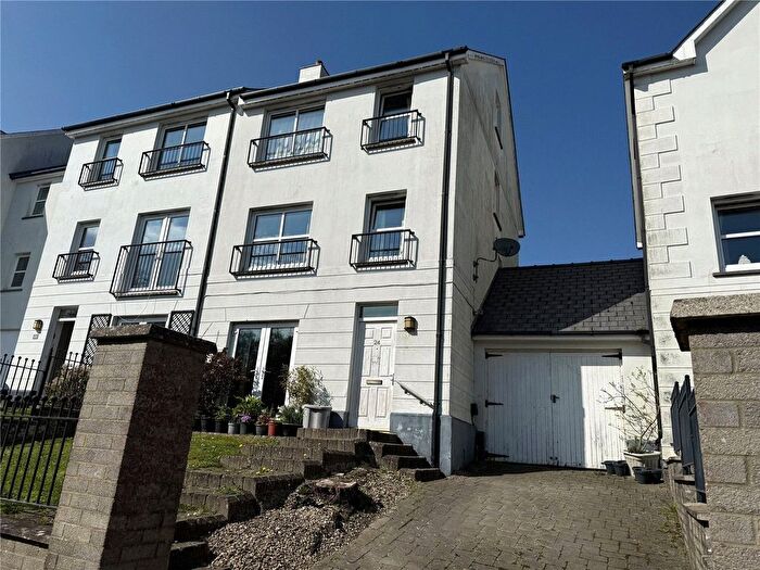 3 Bedroom Semi-Detached House To Rent In Kensington Gardens, Haverfordwest, Pembrokeshire, SA61