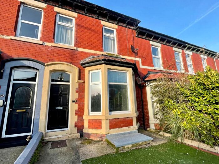 1 Bedroom Flat To Rent In Leeds Road, Blackpool, FY1