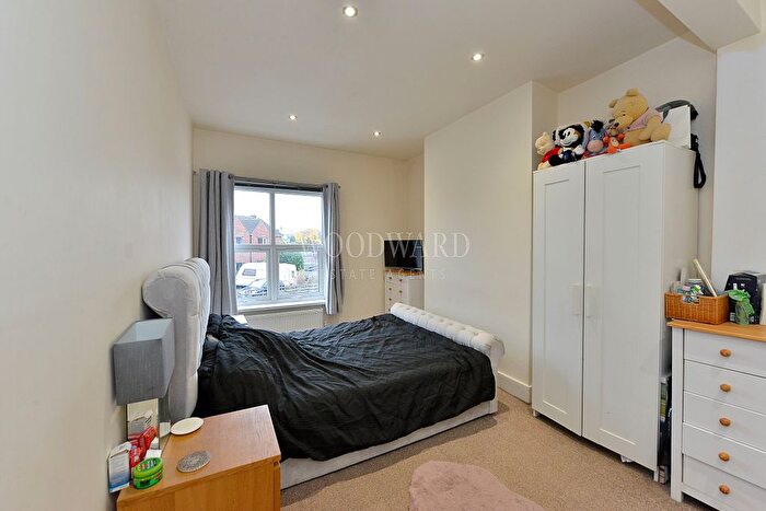 3 Bedroom Terraced House For Sale In Mansfield Road, Alfreton, DE55