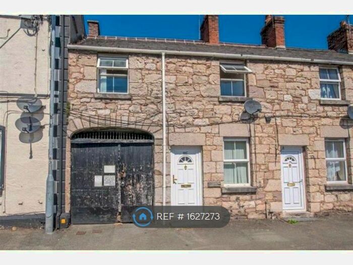 3 Bedroom Terraced House To Rent In Mwrog Street, Ruthin, LL15