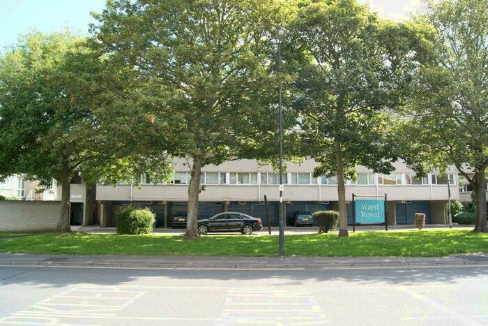 1 Bedroom Property To Rent In Athlone Square, Windsor, Berkshire, SL4