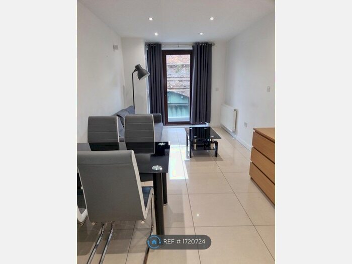 1 Bedroom Flat To Rent In Old Street, London, EC1V