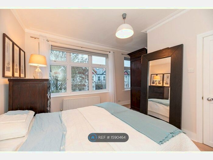 3 Bedroom Terraced House To Rent In Clifton Park Avenue, London, SW20
