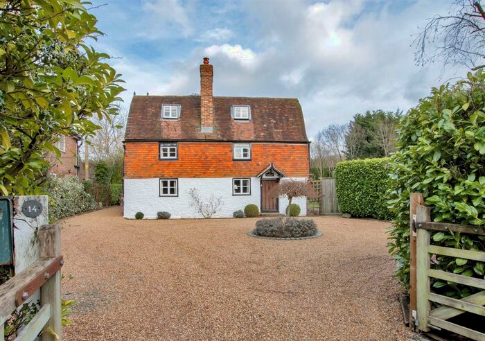 5 Bedroom Detached House For Sale In Noahs Ark, Kemsing, Sevenoaks, TN15