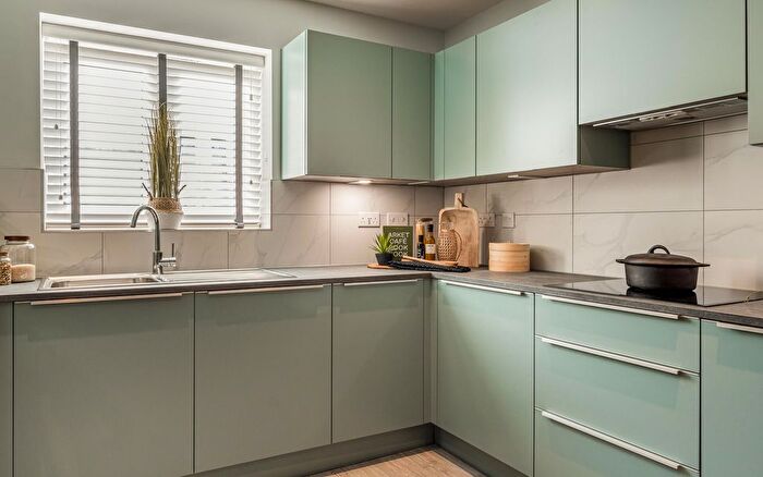 4 Bedroom Detached House For Sale In Fallow Road, Rothwell, NN14