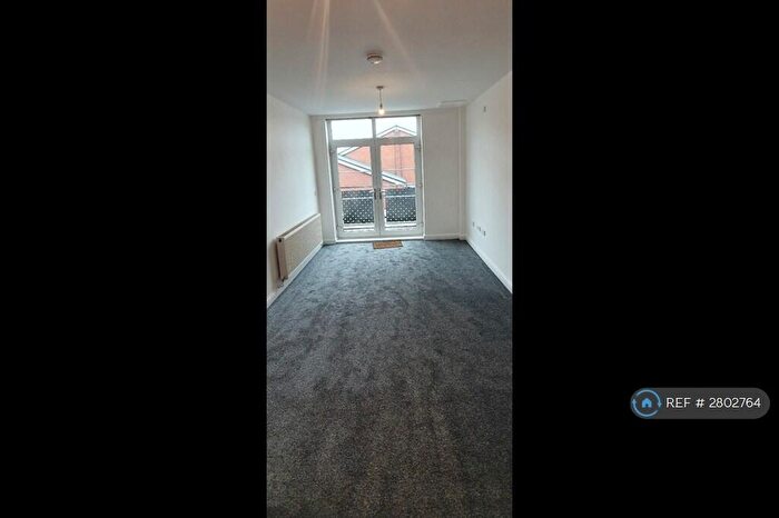 1 Bedroom Flat To Rent In Elizabeth Court, Kidderminster, DY10