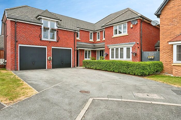 5 Bedroom Detached House For Sale In Tickford Bank, Widnes, Cheshire, WA8