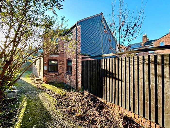 1 Bedroom Detached House For Sale In Clapham Street, Leamington Spa, CV31