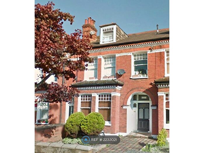 1 Bedroom Flat To Rent In Veronica Road, London, SW17