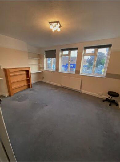 Studio To Rent In High Street, Kent, BR4