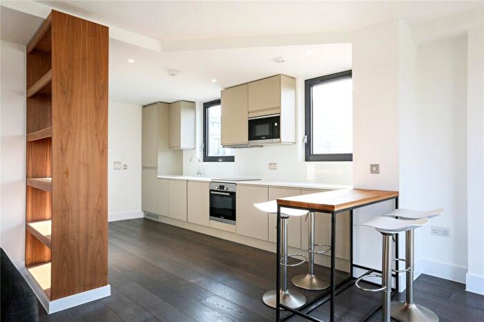 2 Bedroom Apartment To Rent In Cask Store, East Tucker Street, Bristol, BS1