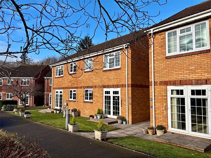 2 Bedroom Flat For Sale In Greenway Lane, Charlton Kings, Cheltenham, GL52