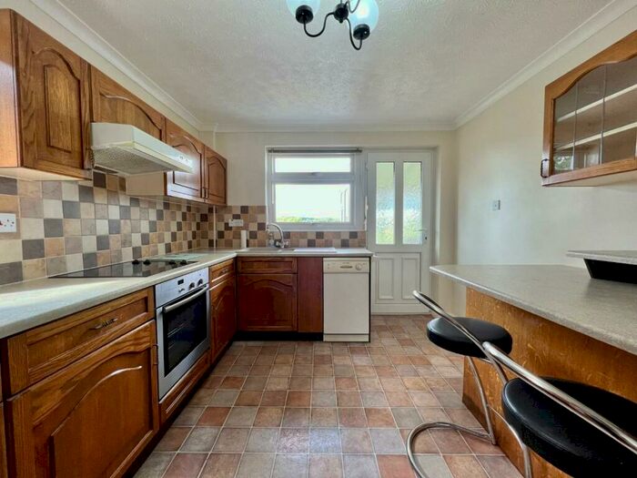2 Bedroom Detached Bungalow For Sale In Garsdale, Kingsthorpe