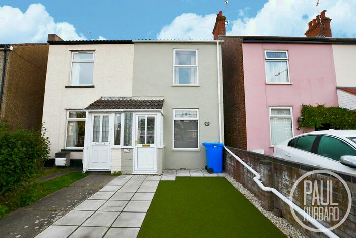 3 Bedroom Semi-Detached House To Rent In The Avenue, Pakefield, Suffolk, NR33