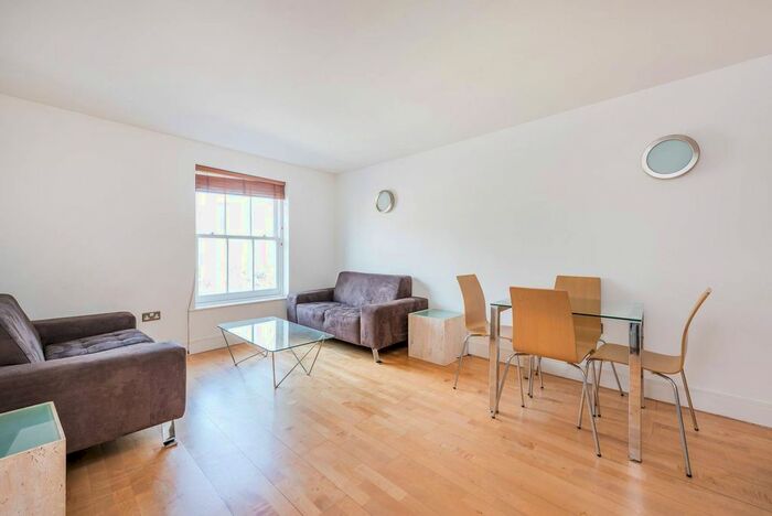 2 Bedroom Flat To Rent In Chiswick High Road, Chiswick, London, W4