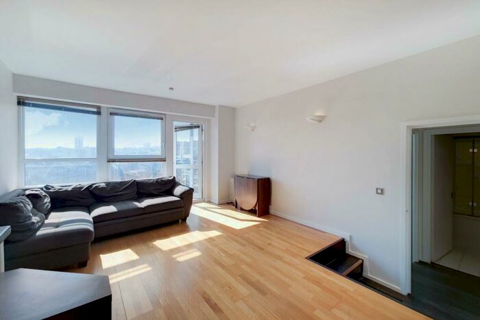 1 Bedroom Flat To Rent In The Vista Building, Woolwich, London, SE18