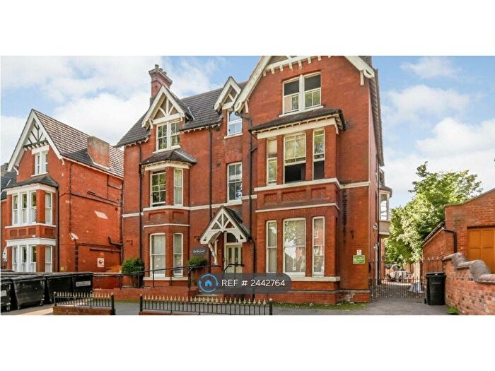 Studio To Rent In De Parys Avenue, Bedford, MK40