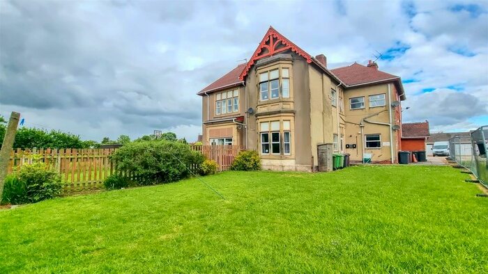 2 Bedroom Flat To Rent In Manor House, Manor Close, Station Road, Pilsley, Chesterfield, Derbyshire, S45