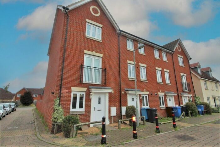 4 Bedroom Terraced House To Rent In Bull Road, Foxgrove Gardens, Ipswich, IP3