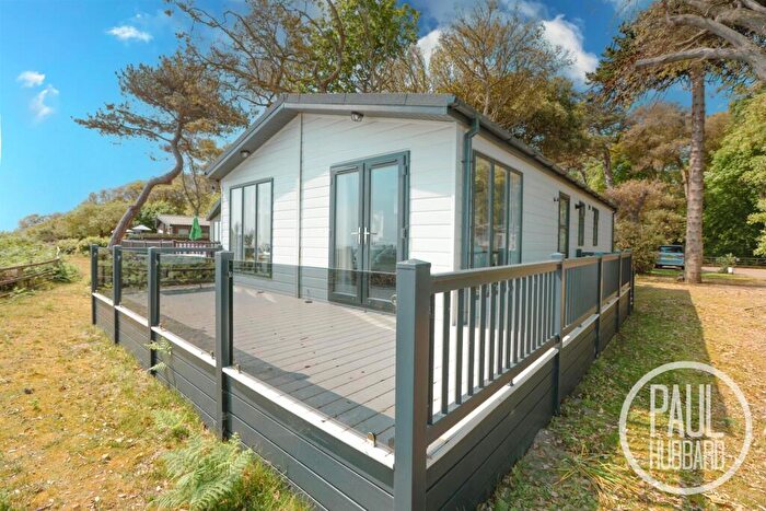 3 Bedroom Mobile Home For Sale In Azure Seas, Corton, NR32