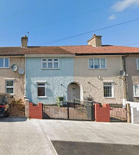 2 Bedroom Terraced House To Rent In Pendragon Road, Bromley, BR1