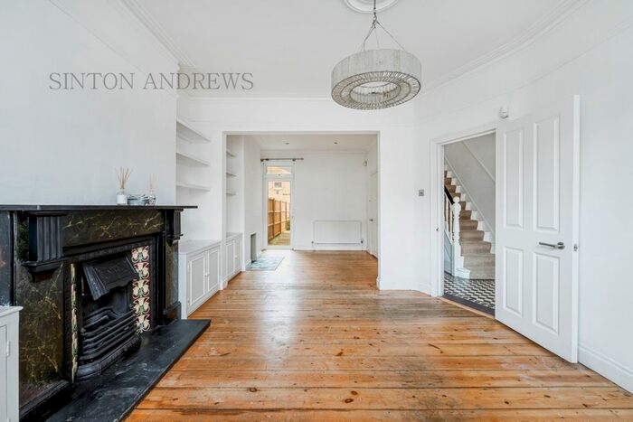 4 Bedroom Terraced House To Rent In St Kilda Road, Ealing, W13