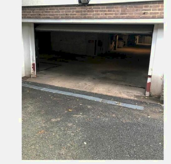Garage / Parking To Rent In Parking Space, Kensington High Street, London, W14