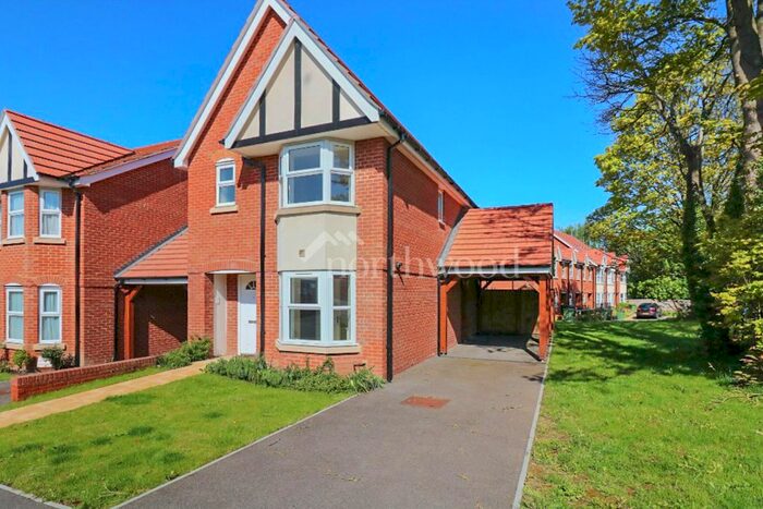 3 Bedroom Detached House To Rent In Kings Avenue, Ashford, TN23