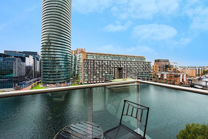 2 Bedroom Flat For Sale In , Building Millharbour, London, E14