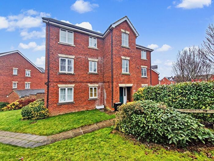 2 Bedroom Flat For Sale In Plough Close, Daventry, NN11