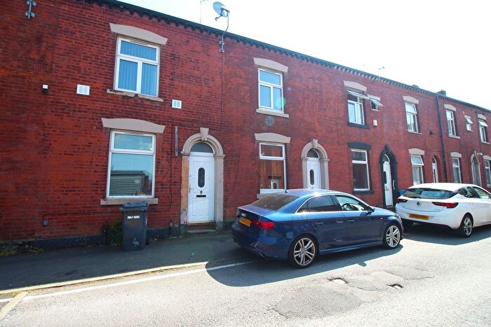 2 Bedroom Terraced House For Sale In -Bedroom House For Sale, Oldham, OL4