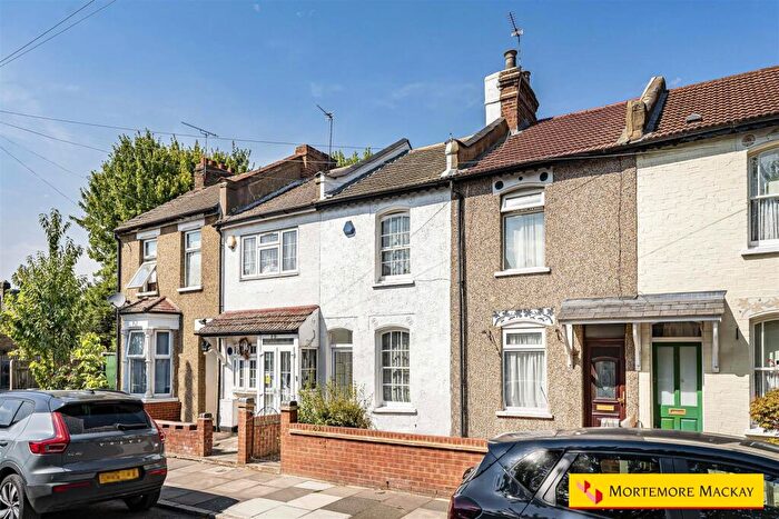 2 Bedroom Terraced House For Sale In Churchbury Road, Enfield, EN1