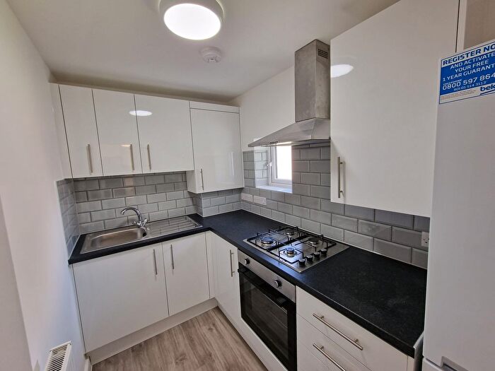 1 Bedroom Flat To Rent In Wood End Gardens, Northolt, UB5