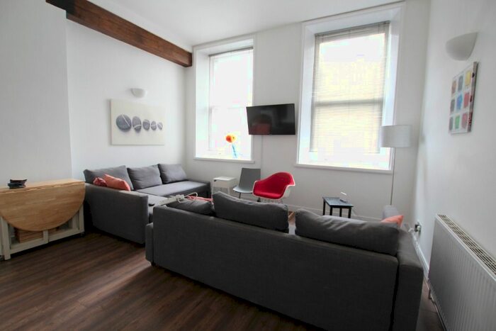 2 Bedroom Flat To Rent In Victoria Street, City Centre, Liverpool, L2