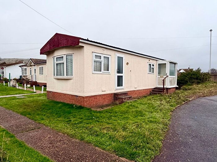 1 Bedroom Park Home For Sale In Burmarsh Road, Hythe, CT21