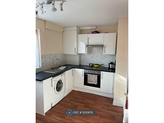 2 Bedroom End Of Terrace House To Rent In Thetford Gardens, Dagenham, RM9