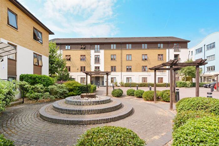 2 Bedroom Flat For Sale In Sunlight Square, London, E2