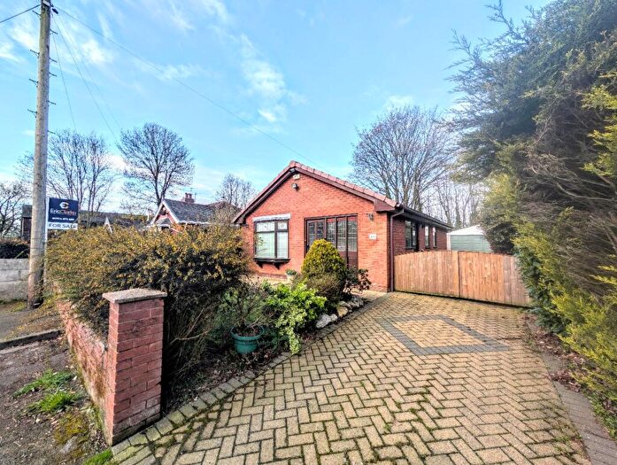 2 Bedroom Bungalow For Sale In Marsh Lane, Farnworth, Bolton, BL4