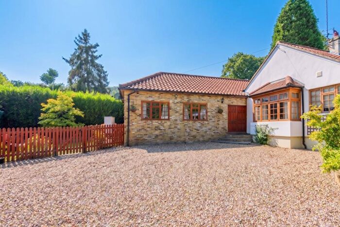 2 Bedroom Bungalow To Rent In Windlesham, Surrey, GU20